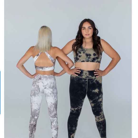 REEF LEGGINGS | SAVVI | YOGA | CHARCOAL MOSS - Picture 5 of 6